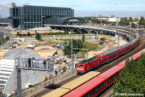 hauptbahnhof_berlin.jpg